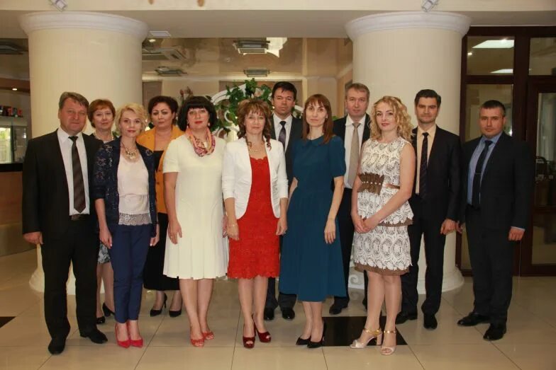 судья альбрант сосновоборск. судебный департамент владимирской. усд во владимирской области. холмский городской суд. авдеев губернатор владимирской области.