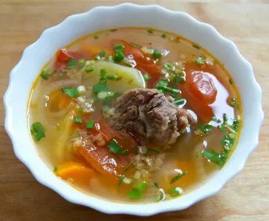 Простой суп с мясом и картошкой