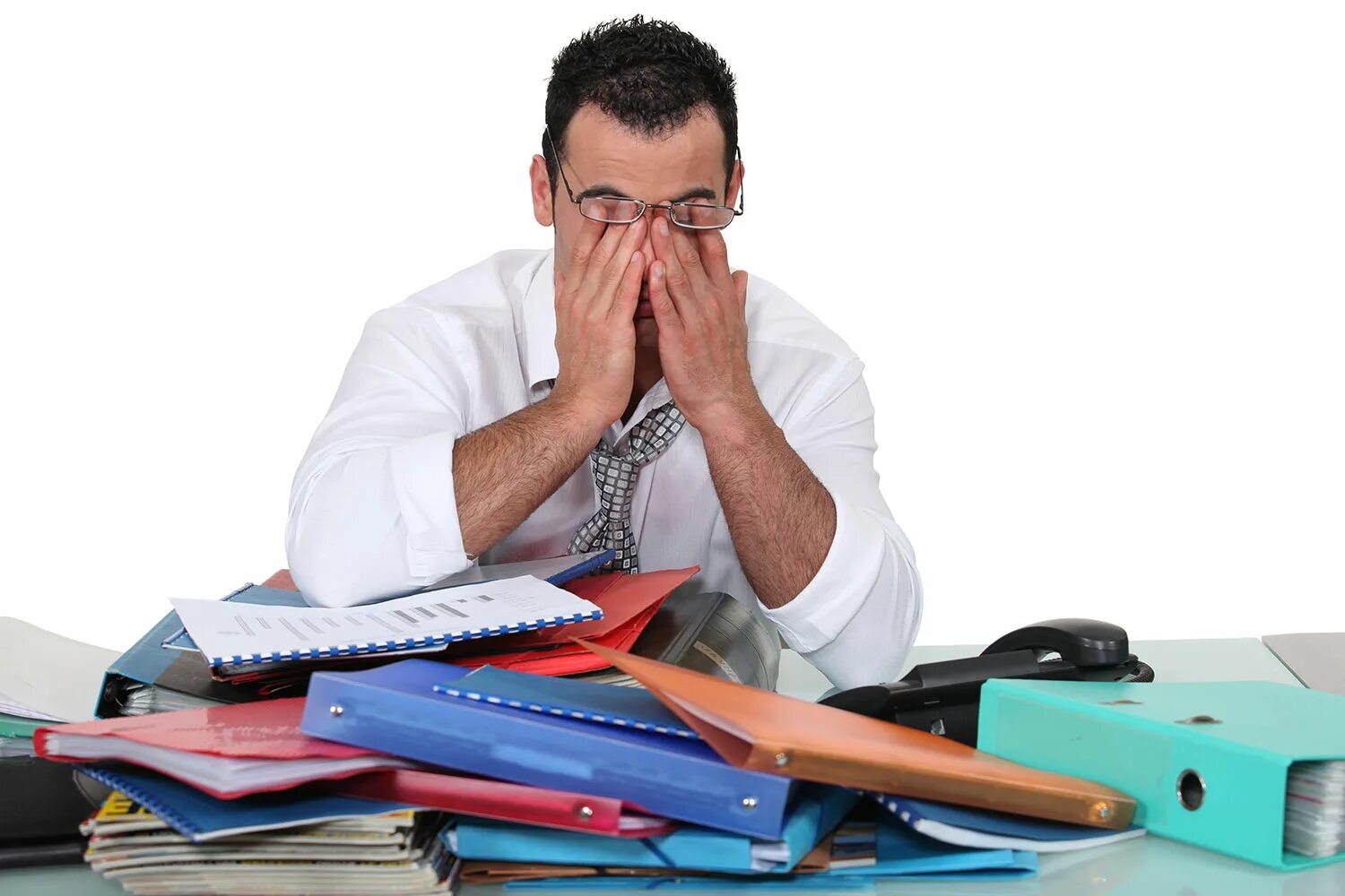 Лентяй в офисе. Девушка устала. Уставшая женщина. Работник офиса спящий. Усталый человек.