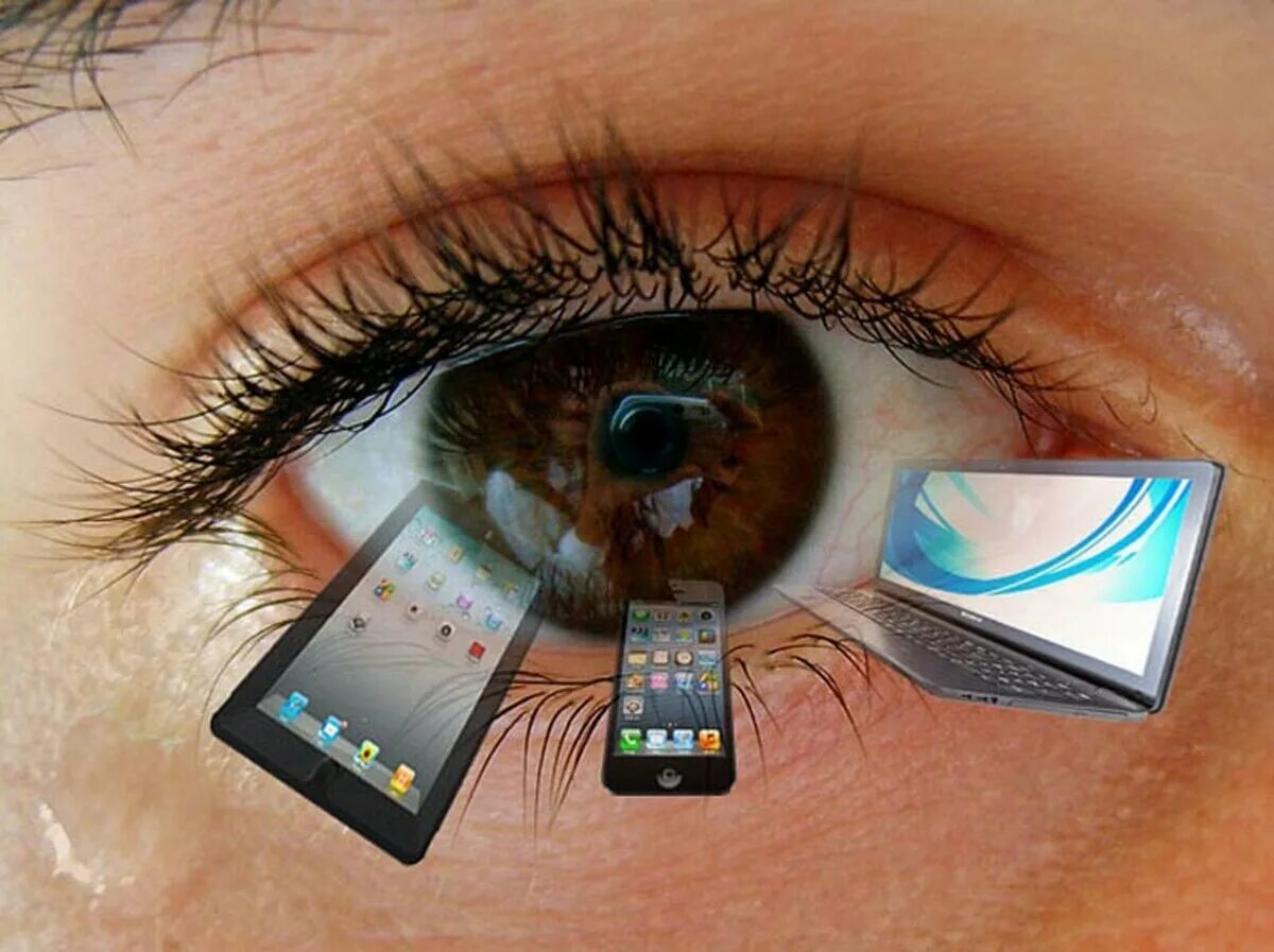 Компьютер портит зрение. Глаза от компьютера. Монитор с глазами. Влияние телефона на зрение. Глаза от смартфона.