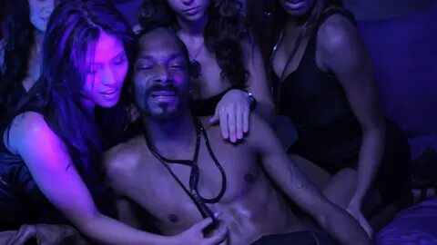 Slideshow snoop dogg nude.