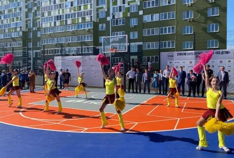 Открытие баскетбольной площадки