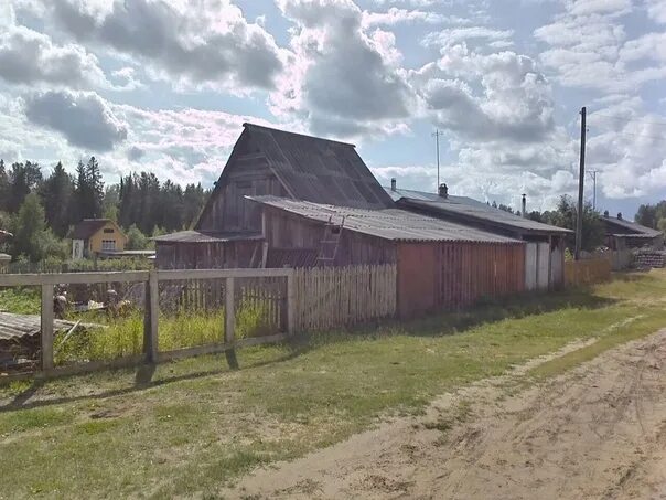 Верхняя старица гайнский пермский край. Поселок верхняя старица пермский край. Посёлок гайны пермский край. Верхняя старица гайнский пермский край. Поселок верхняя старица пермский край.