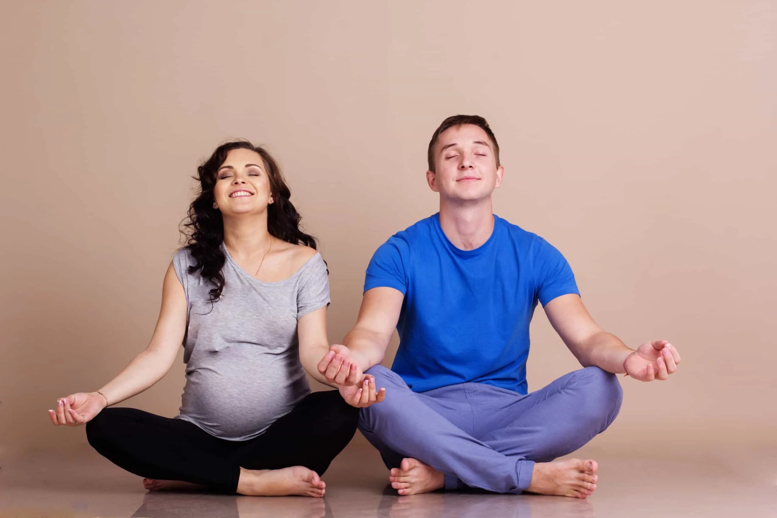 Тренинг для беременных. Парная йога для беременных. Подготовка семьи к родам. Психологические занятия с беременными. Психологическая подготовка к родам.