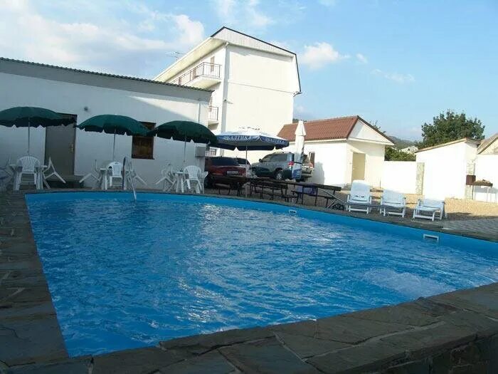 гостевой дом парус кабардинка. отель наутилус фэмили кабардинка. кабардинка ул революционная 64б. гостиница парус геленджик. парус кабардинка.