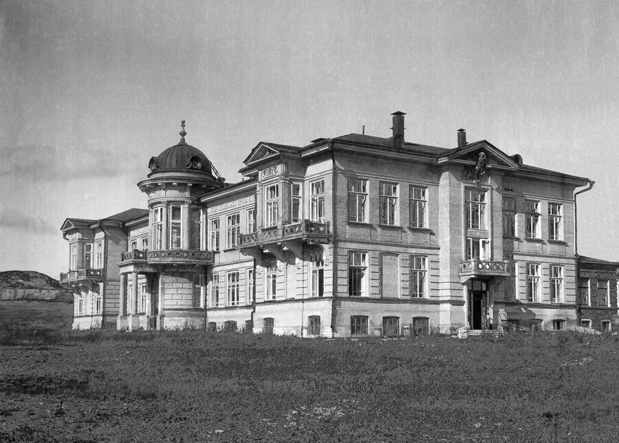 Клинический городок Мюфке в Саратове. 3 Советская больница Саратов. Третья Советская больница Саратов клинический городок. 3 Советская больница Саратов 3 корпус. 3 советская саратов сайт