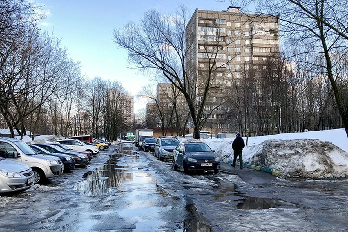 Потепление в москве в декабре. Март в Москве. Оттепель в Москве. Апрель в Москве. Потепление в Москве.