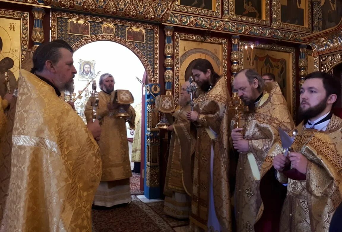 Рязань епархия сайт. Рязанская епархия. Николо Царский храм Рязань. Епископы Рязанской епархии. Рязань архиерейские.