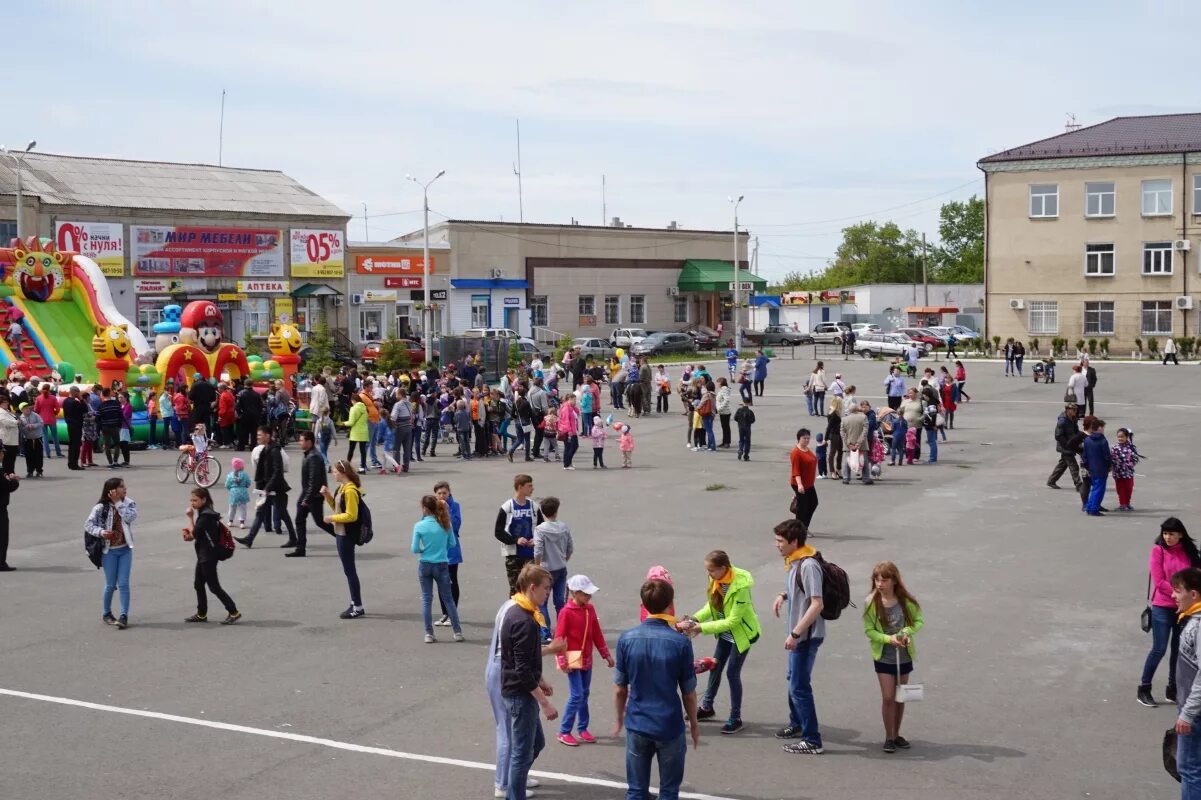 Тюмень щучье. Посёлок Щучье Курганской области. Население города Щучье Курганской области. Город Щучье Щучанский район. Г. Щучье Щучанский район.