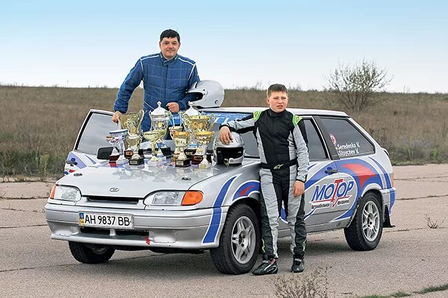 Школа автогонщиков. Как стать гонщиком формулы 1. Как стать гонщиком. Что нужно чтобы стать гонщиком. Что нужно чтобы стать гонщиком.