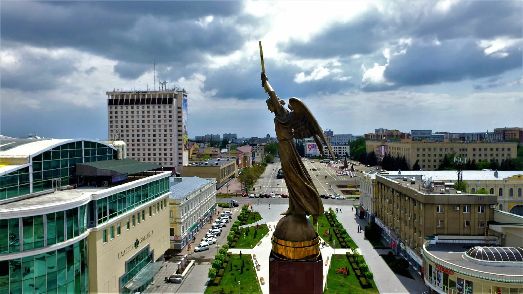 Александровская площадь Ставрополь. Ставрополь центр города. Ставрополь площадь города. Памятник ангела в Ставрополь.