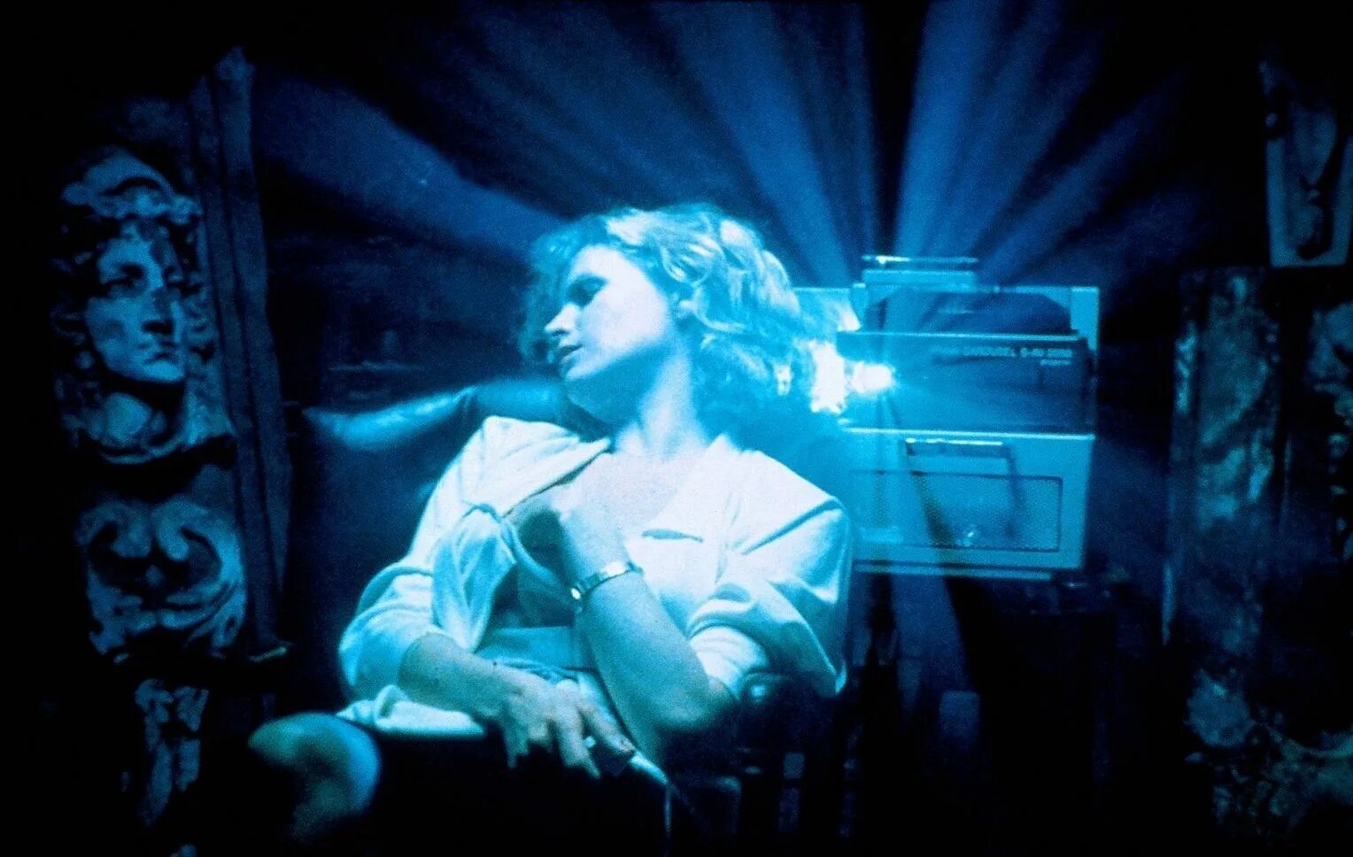 9 1 2 недель 18. 9 1 2 недель 18. Ким бейсингер и микки рурк фильм. Ким бейсингер девять с половиной недель 1986. 9 1/2 недель (1986 г.