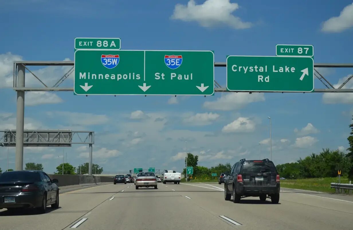 W n 35. Меню Interstate. Interstate 14 Texas. Road Queen exit 35. Road signs 1:35.