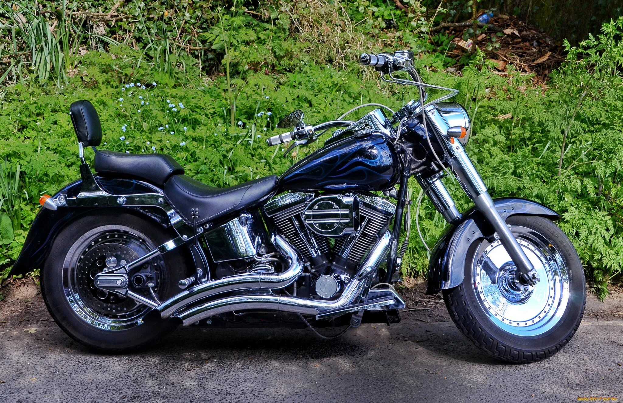 Harley davidson 96. Харлей дэвидсон чоппер. Харлей дэвидсон черный. Авито мотоцикл харлей. Харлей чоппер 1993.