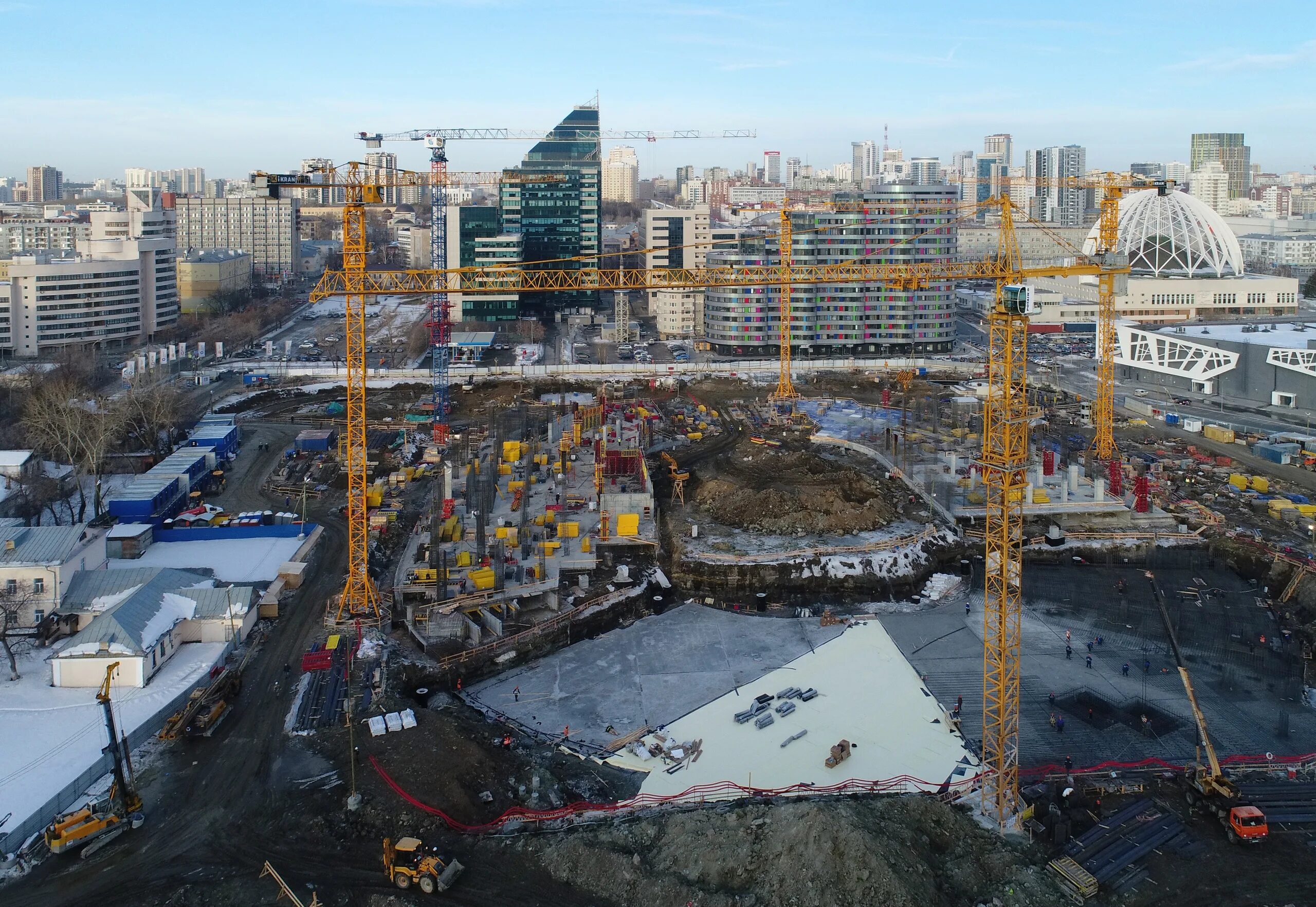 Угмк арена екатеринбург. Строительный комплекс. Розы люксембург армада. Жк олимпийский екатеринбург. Жк ривер парк екатеринбург.