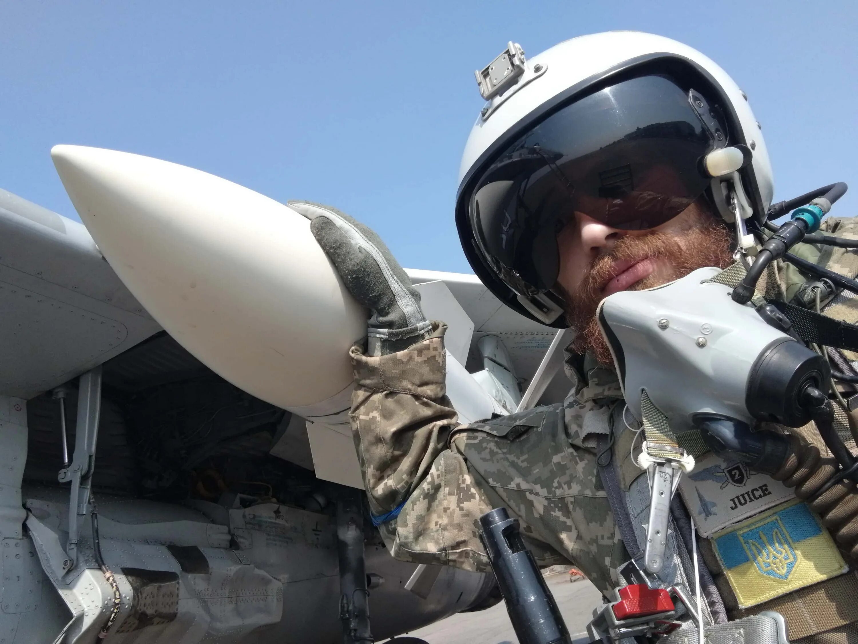 Летчики всу. Обучение украинских пилотов. Украинский летчик f-16. Пилоты. Пилот ввс украины.