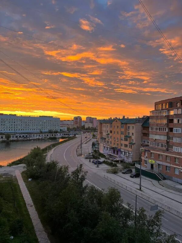 Якутск вечерний. Якутск вечерний
