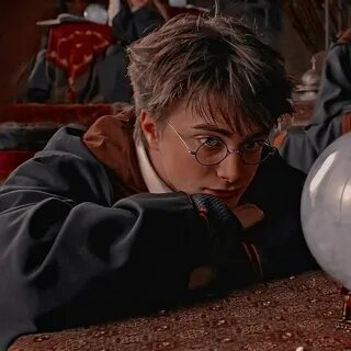 Potter bib