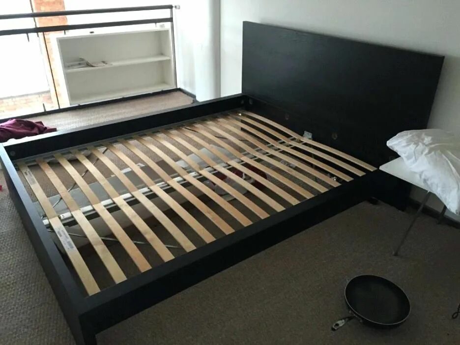 Икеа бу купить. Ikea Malm кровать. Кровать икеа Malm 200 180. Ikea Malm Queen Bed. Кровать икеа 901.245.34.