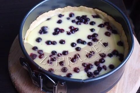 Смородина сметанной заливкой