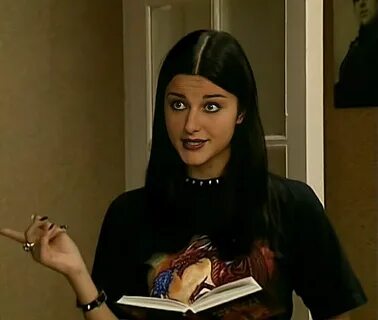 Yigit teshigidan sikni soradi