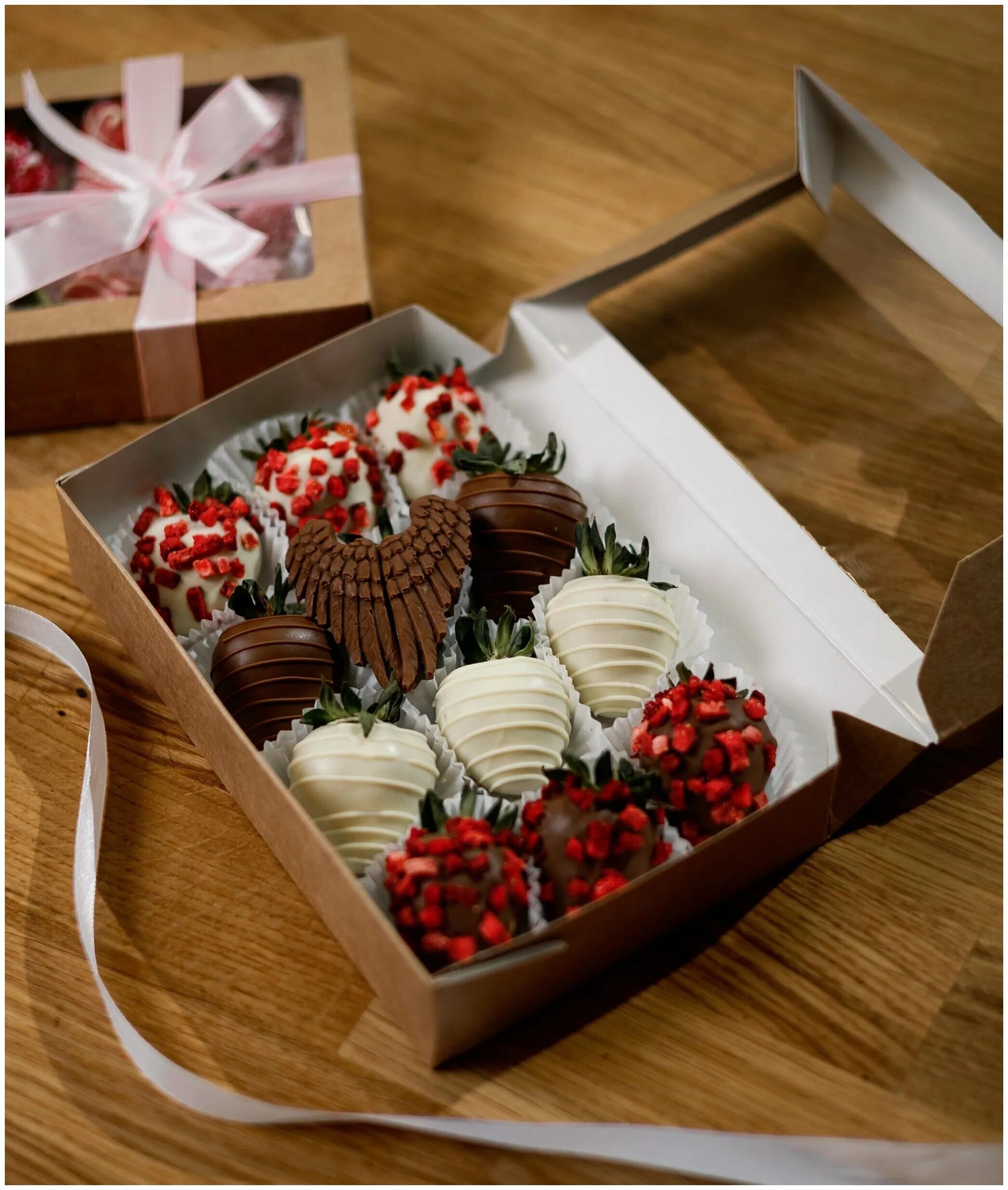 Chocoroom клубника. букет клубника в шоколаде. Chocoroom. клубника в шоколаде в коробке. Chocoroom клубника.