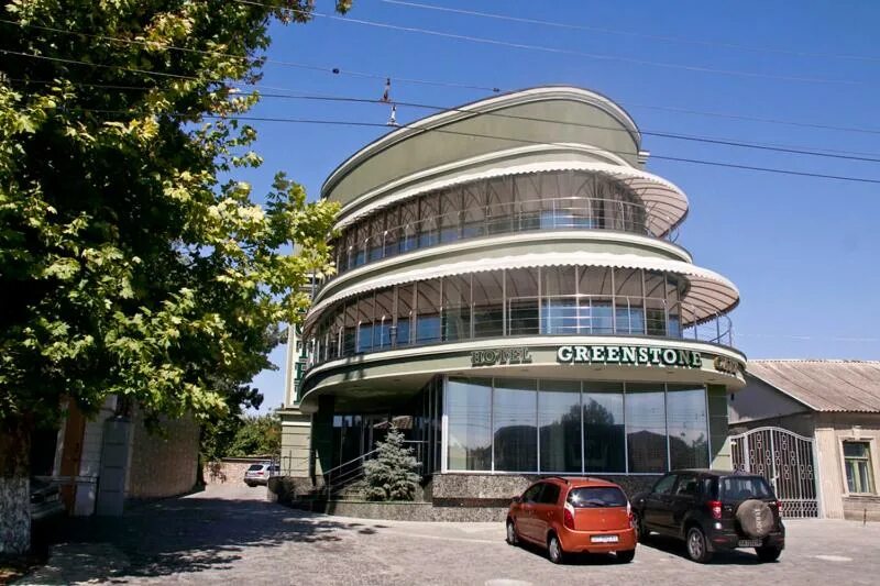 Грин стоун бечичи. Гринстоун. Гринстоун спк. Гринстоун минск. Отель greenstone москва.