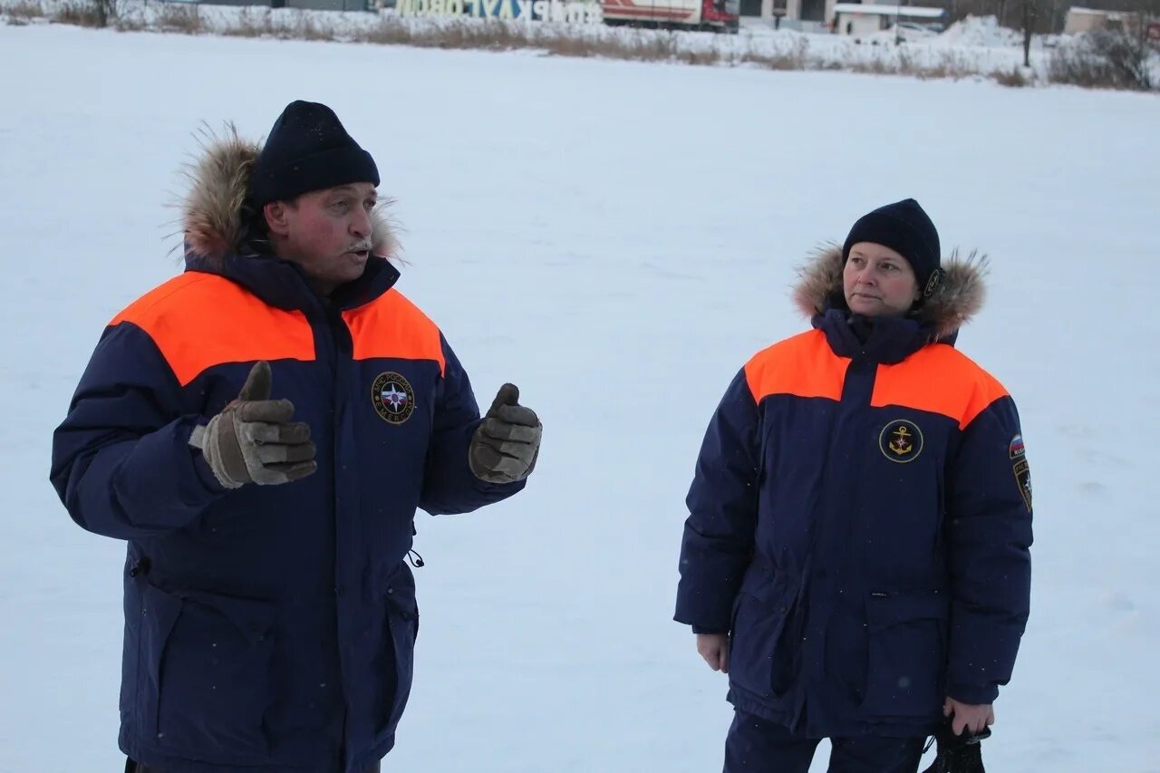 Свежие новости новгородская область. Вести Великий Новгород ГИМС. МЧС Великий Новгород. О Великом Новгороде детям. Луговой Великий Новгород.