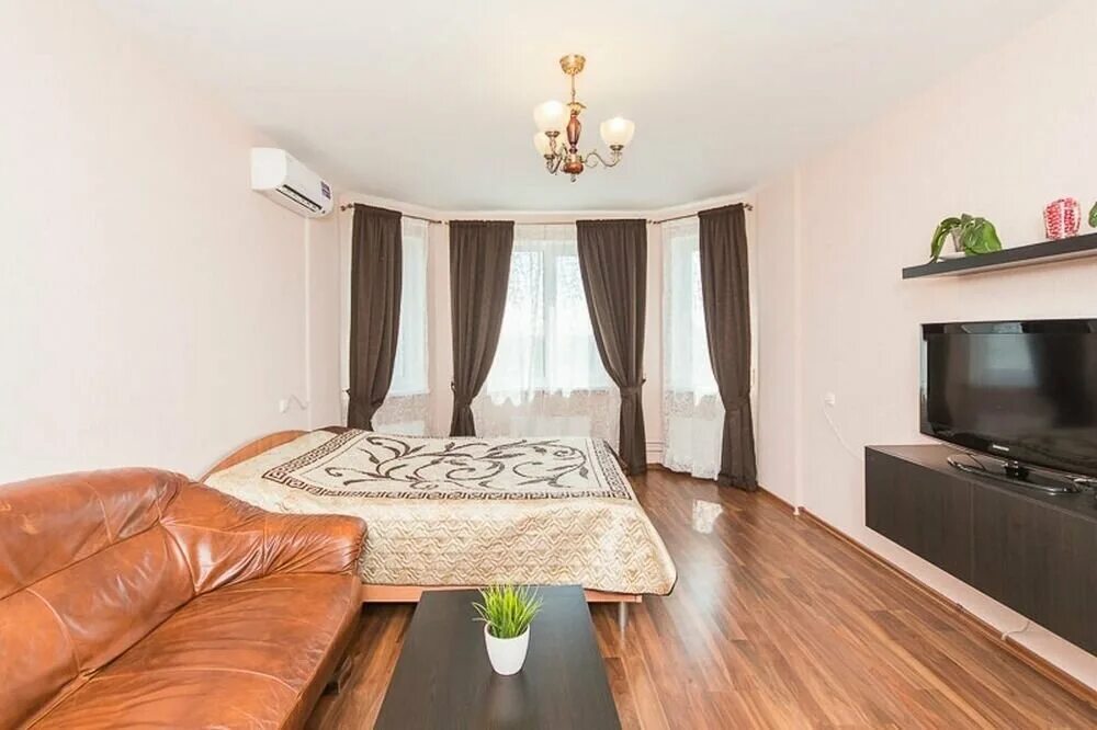 отель панорама нижний новгород. отель в нижнем новгороде дешевая. квартира горького 9 квартира 10. однокомнатная. гостиница ул свободы нижний новгород.