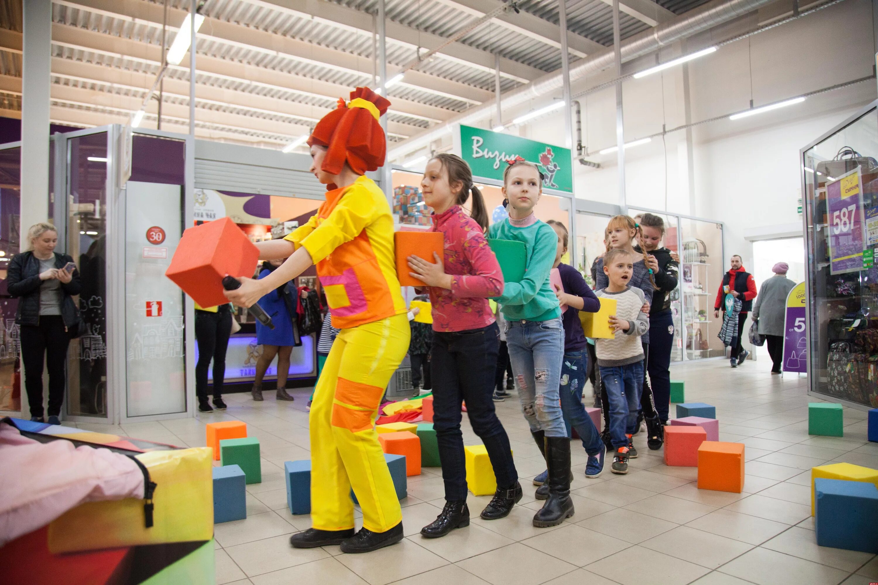 Детские праздники псков. Как провести день рождение в детском клубе. Лето 1 июня фото. Быть добру фестиваль 2016. Россия для детей.