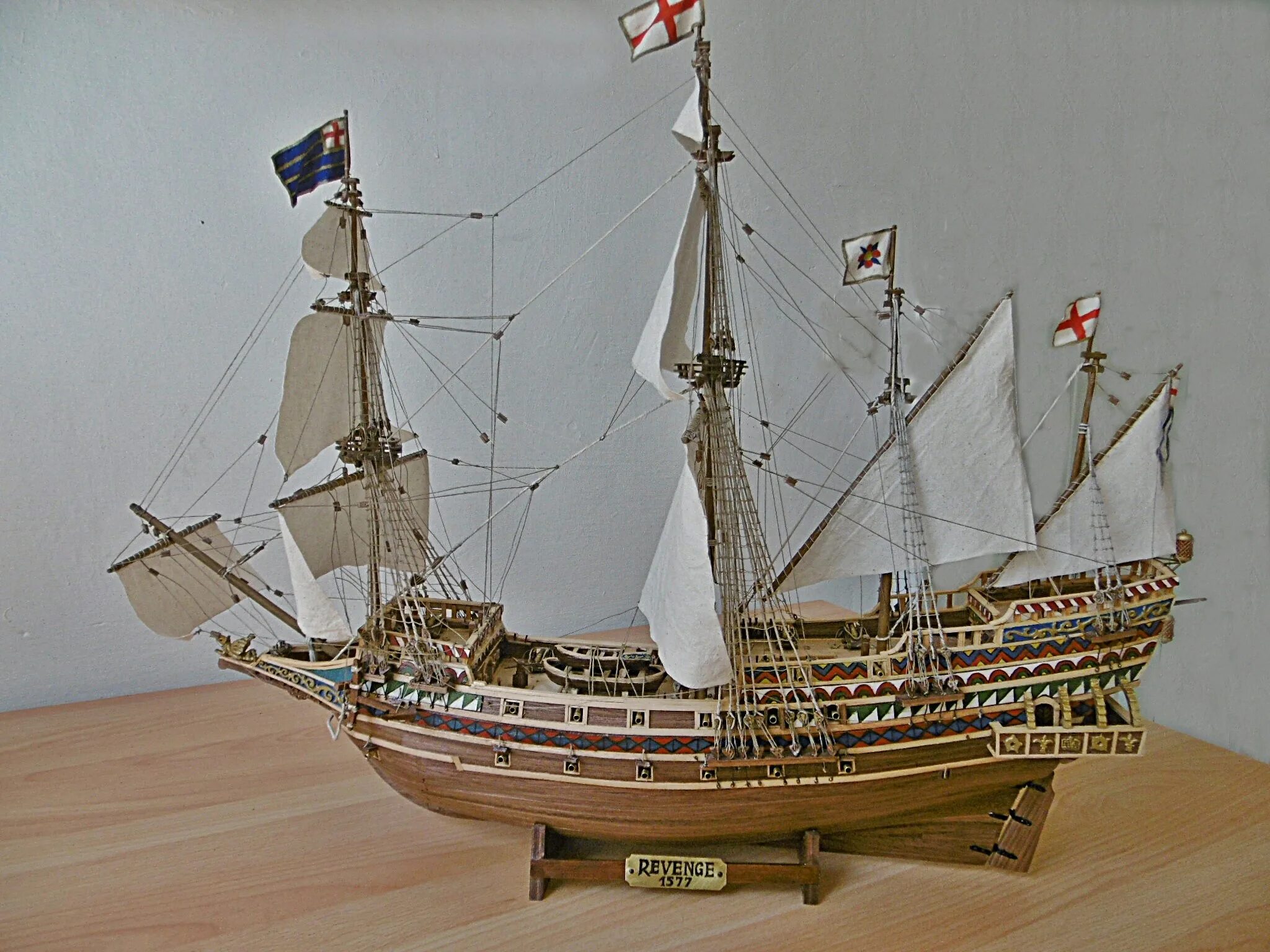 Revenge storm sneakers. Ревендж. Игуменка 161 галеон трейд. Галеон френсиса дрейка ревендж. Галеон аточа.