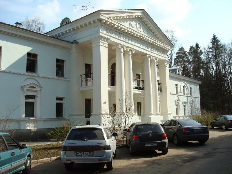 дом творчества рядом. дом культуры в сокольниках. дом творчества красивый. дом творчества камышлов. г.