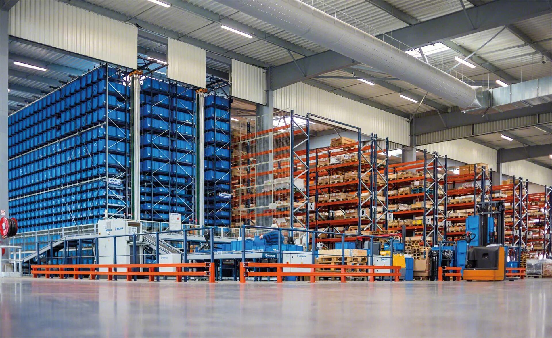 Storage system. Storage systems. logistics pipes. mecalux. entrepot trade.
