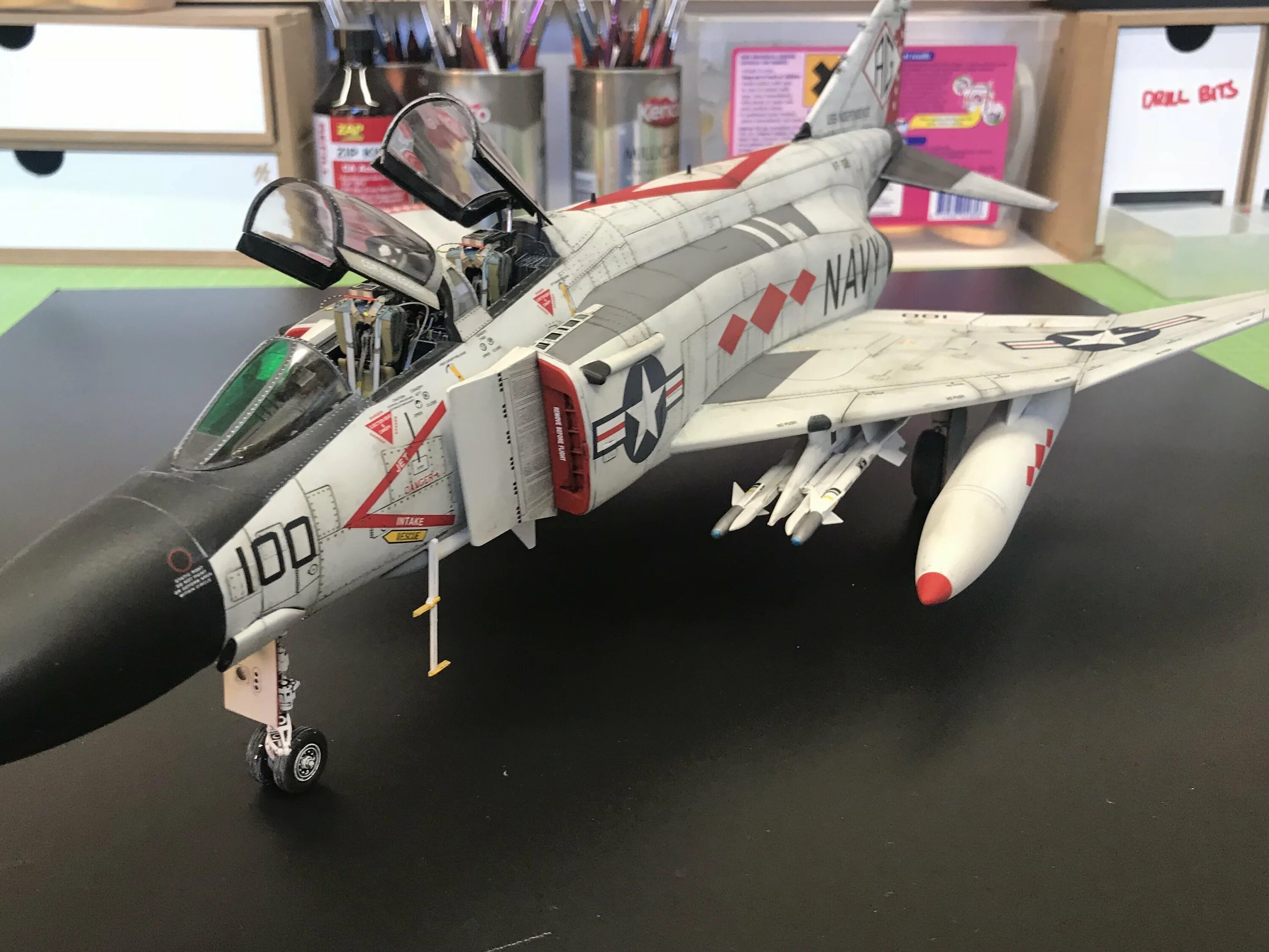 Фантом модель. F 4 tamiya 32. f 4 phantom tamiya 32. фантом 1/32 тамия. f-4¨j phantom ii 1/32 tamiya.