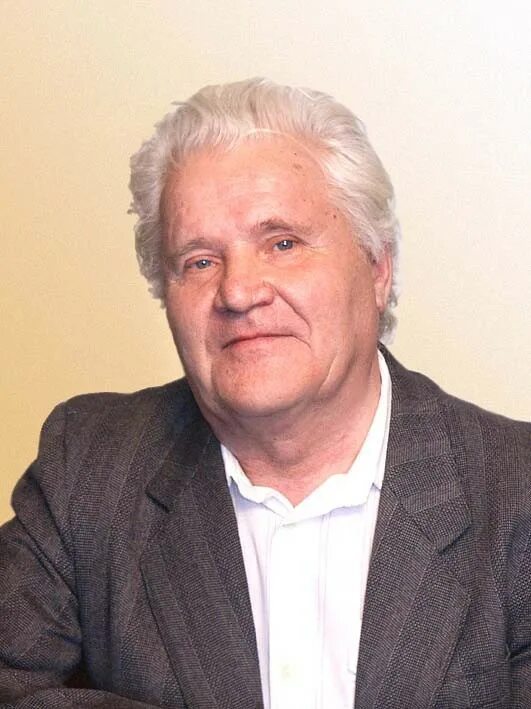 Красноярск писатель стрельцов. Красноярский писатель участник евразийского движения. Красноярский писатель участник евразийского движения. Красноярский писатель участник евразийского движения. Красноярский писатель участник евразийского движения.