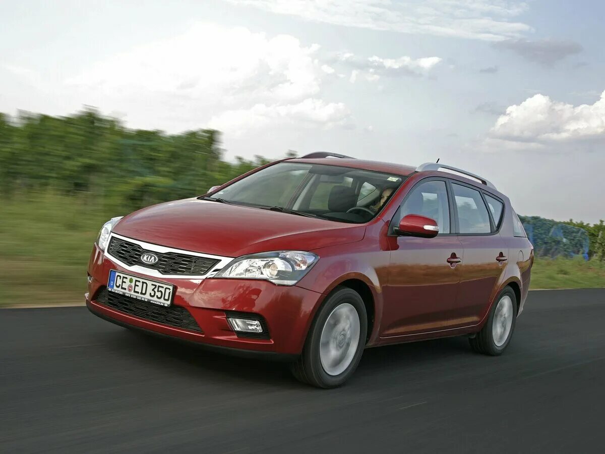 Сид 11 год. Kia Ceed 2010. Kia Ceed 2010 универсал. Kia СИД универсал 2010. Kia Ceed SW 2010.