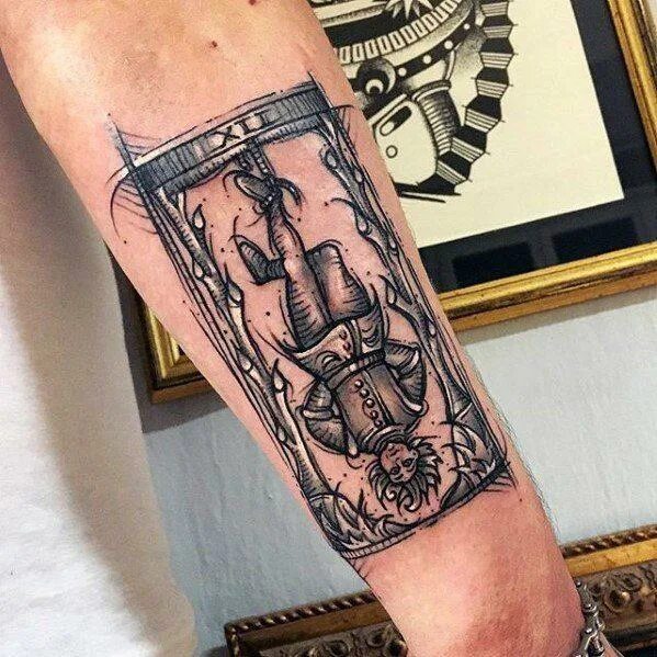 Таро татуировка. Тату таро. татуировка таро. тату с таро мужское. tattoo tarot cards man.