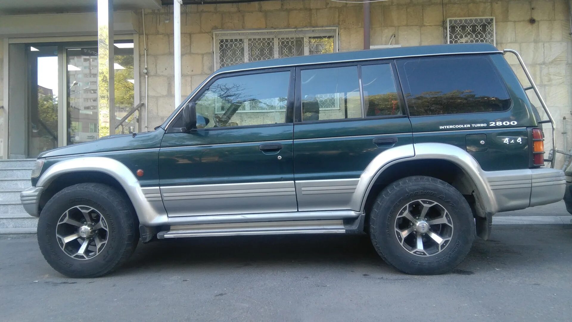 Паджеро 2.8 дизель купить. Митсубиси Паджеро 2 1995. Паджеро 2 2.8 дизель. Mitsubishi Pajero 1995. Паджеро 2,4.