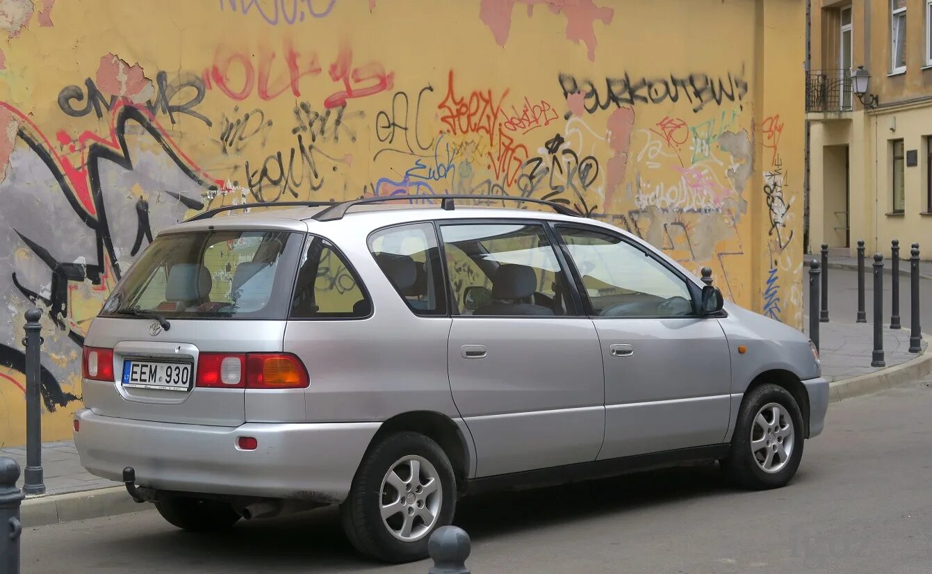 тойота пикник 1996. тойота пикник 2022. тойота пикник 2001. Toyota picnic 2. тойота пикник 2 поколение, 2001.