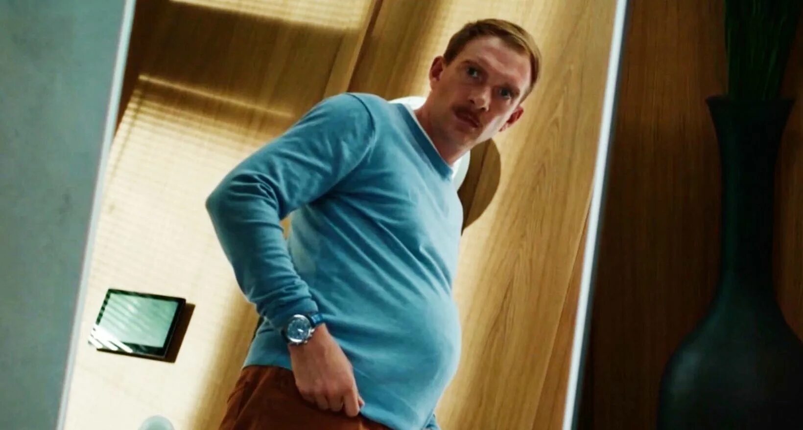 Я на перемотке 2022. Комедии новинки. Я на перемотке отзывы. Перемотка постер. Я на перемотке отзывы.