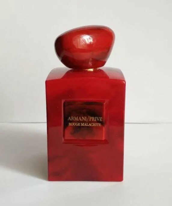 Armani prive malachite. Armani prive rouge Malachite. Духи Armani rouge Malachite. Giorgio Armani prive rouge Malachite. Армани Прайв красный малахит.