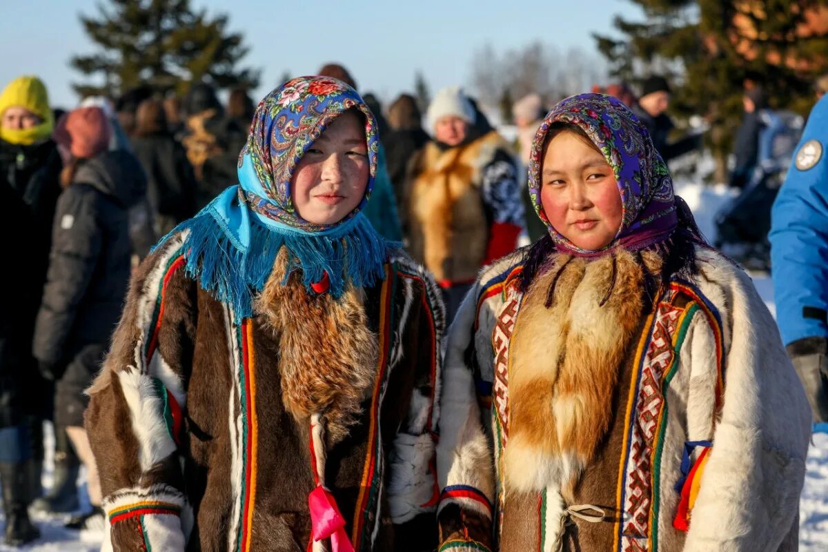 Малочисленные народы примеры. Малочисленные народы севера. Коренных малочисленных народов севера. Коренные народы Арктики.