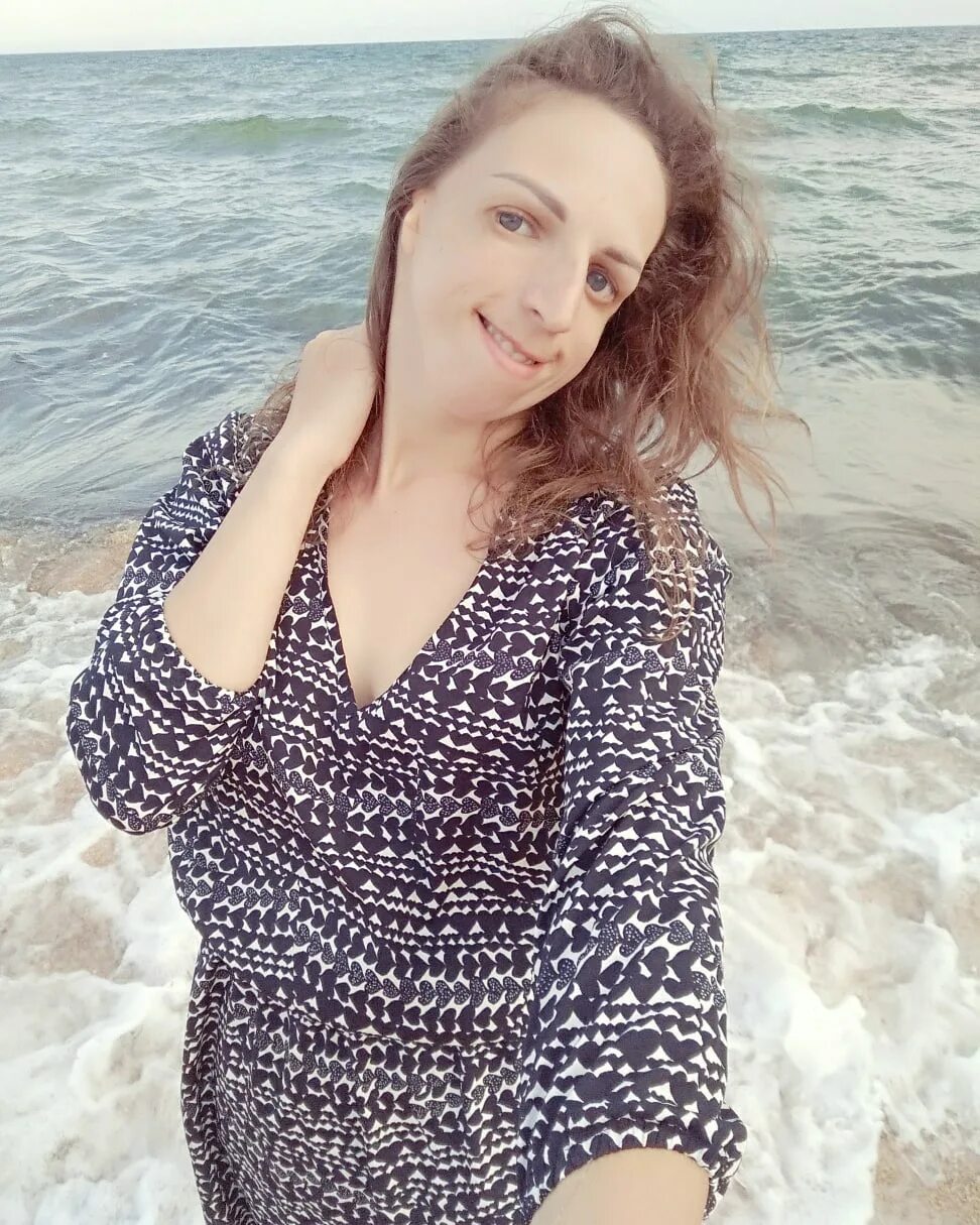 Найти глухую девушку. Глухих девушку саранск. Глухонемые девушки. Знакомиться глухих и слабослышащих. Глухая девушка ищет парня.