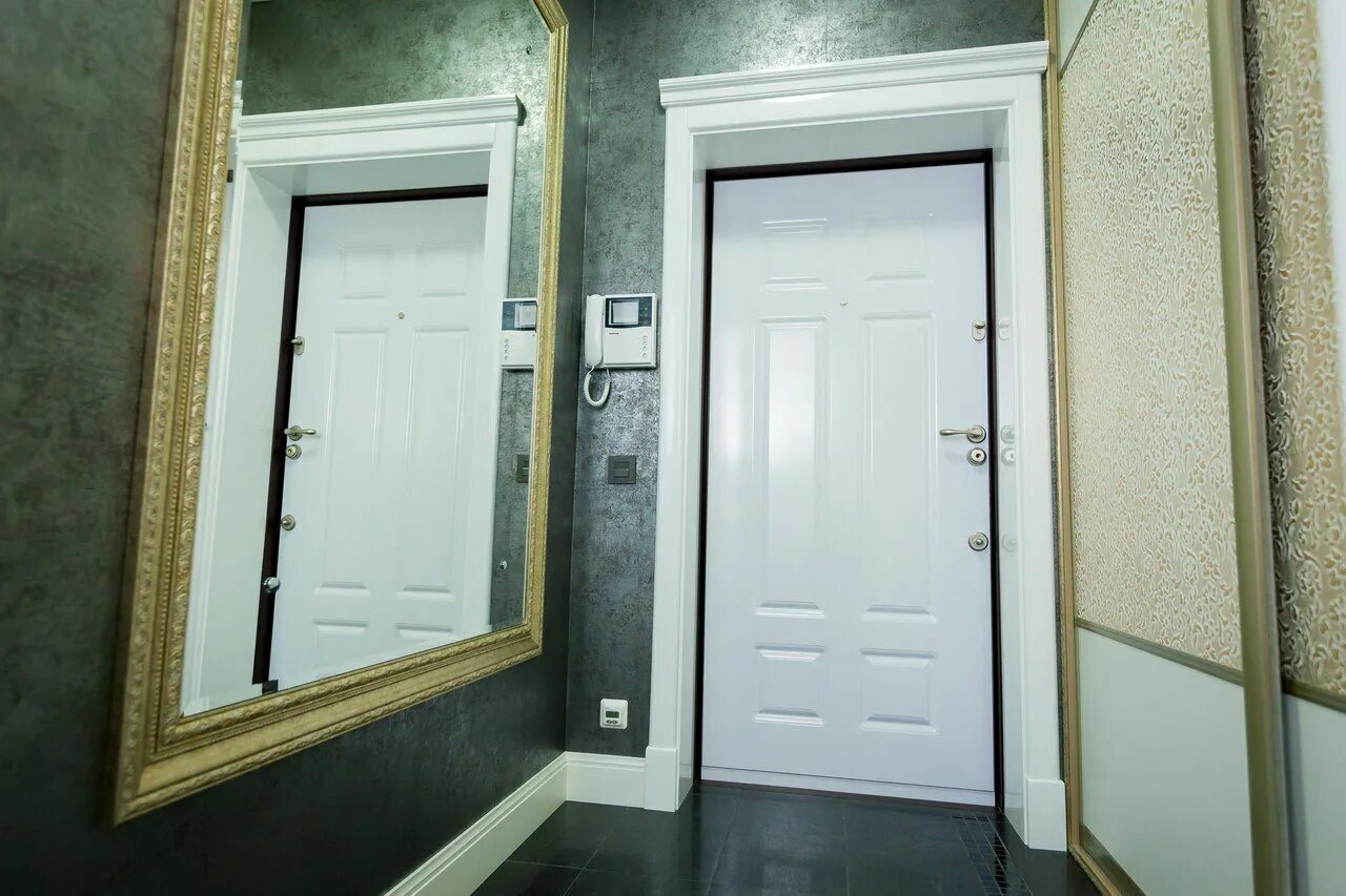 Откосы входной двери. Фото двери изнутри. Отделка дверного проема входной двери. Фото двери изнутри. Фото двери изнутри.