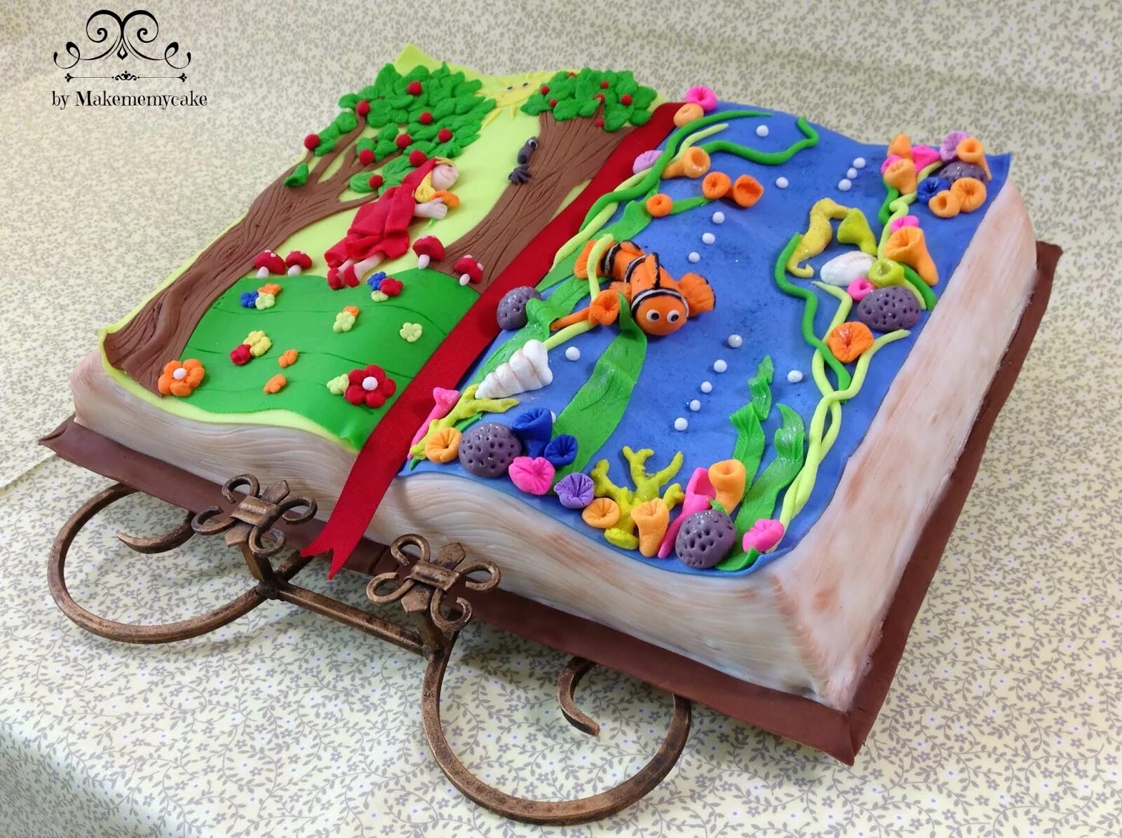 This is my cake. Торт книжка. Торт с книжкой детский. Торт книга. Торт в виде книжки для детей.