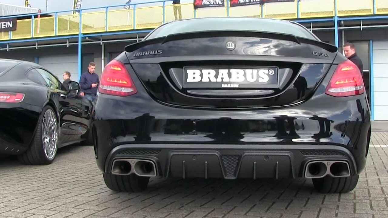 Cls выхлоп. C63 brabus 650. c63 brabus. mercedes c63 brabus. cls 63 brabus.