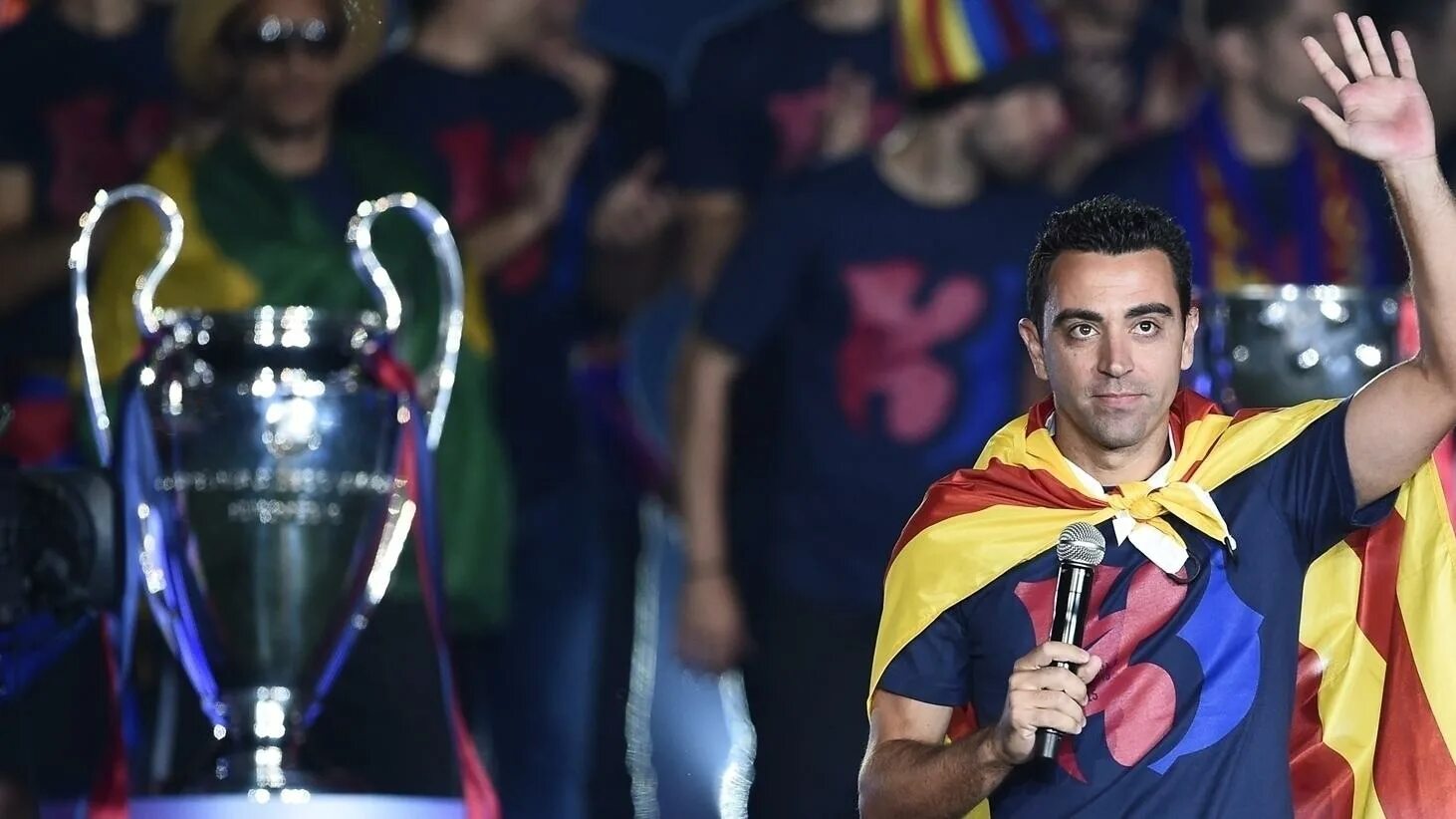 Xavi 2023. Хави игрок. Хави обои на телефон. Песни хави. Хави эрнандес тренер барселоны.