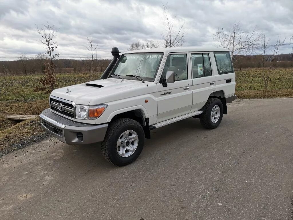 Toyota land cruiser 76 новый. Toyota lc 76. Toyota land cruiser 76 70. Land cruiser 70 jaos. Toyota land cruiser 76.
