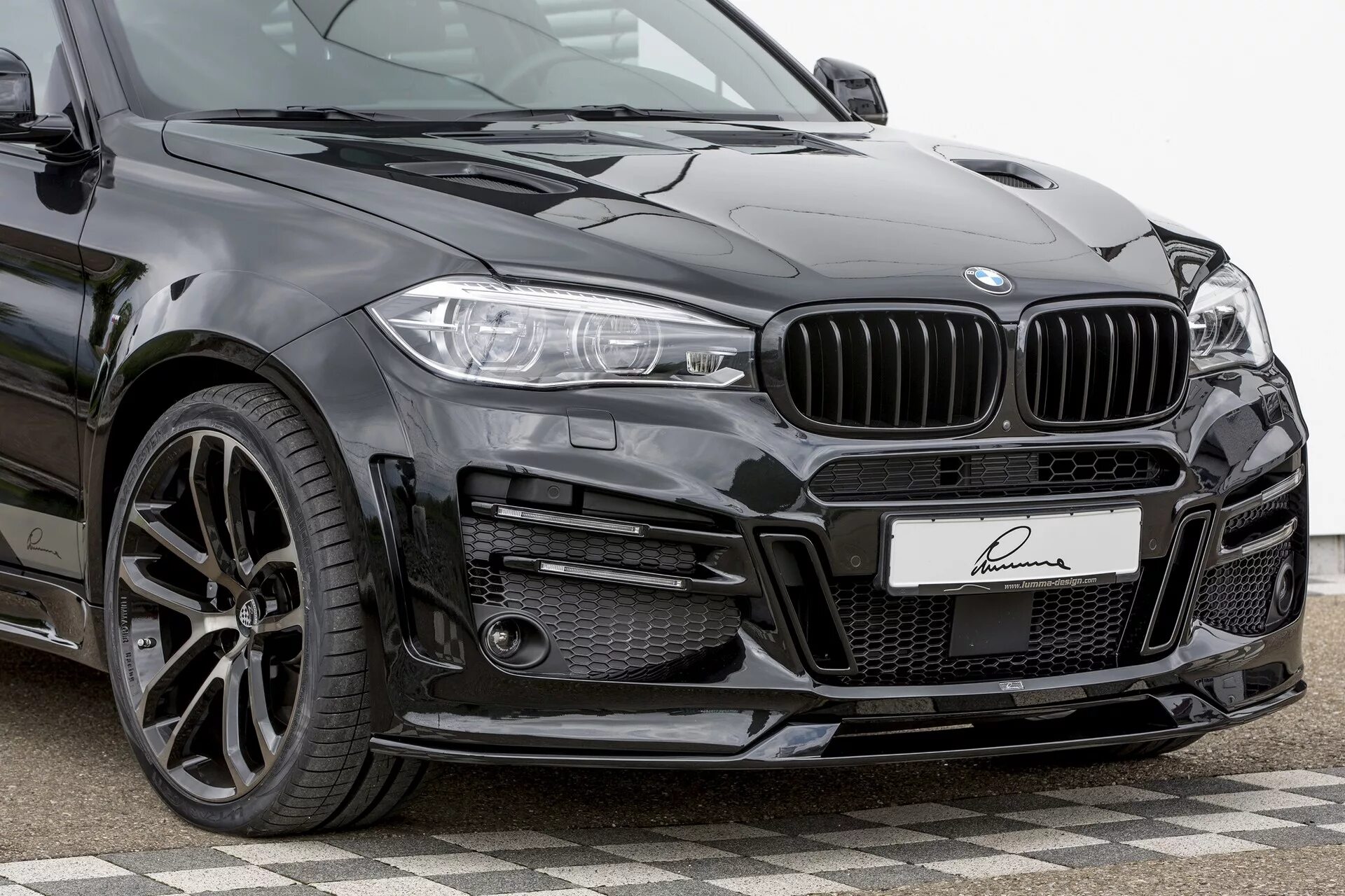 16 x 6 15. BMW x6 f16 Lumma. БМВ х6 Lumma. BMW 6 Lumma. Lumma CLR x6 r.