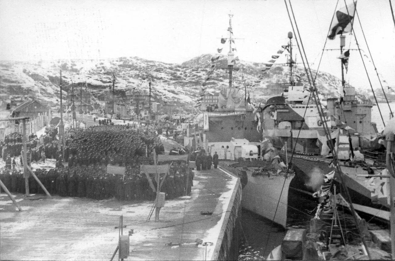 Порт в великую отечественную войну. Мурманск 1941. порт в мурманске в 1941 году.